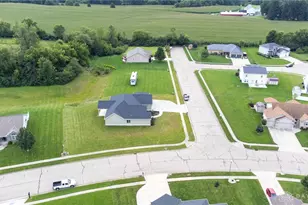 9907 Barnum Rd, Piqua, OH 45356 - Photo 49