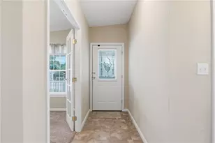 2323 Mallory Ct, Fairborn, OH 45324 - Photo 3