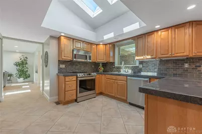 974 Hyde Park Drive, Centerville, OH 45429 - Photo 5