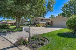 974 Hyde Park Dr, Centerville, OH 45429 - Photo 5