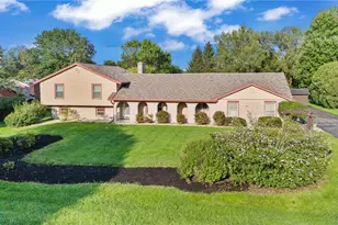 2425 Greenlawn Dr, Troy, OH 45373 - Photo 1