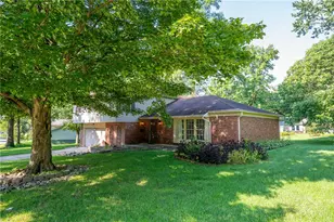 131 N Johanna Dr, Centerville, OH 45459 - Photo 3
