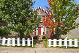 3570 Park Overlook Dr, Beavercreek, OH 45431 - Photo 1