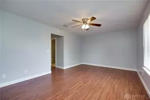 6214 Shull Rd, Huber Heights, OH 45424 - Photo 21