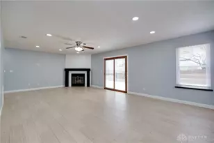 6214 Shull Rd, Huber Heights, OH 45424 - Photo 13