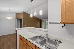 1720 Waterstone Blvd, Miamisburg, OH 45342 - Photo 15