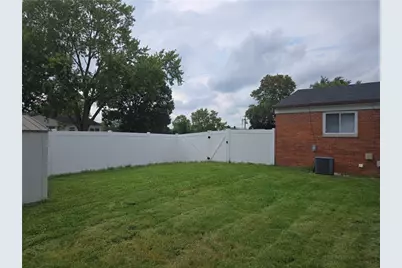 2404 Danube Court, Kettering, OH 45420 - Photo 33