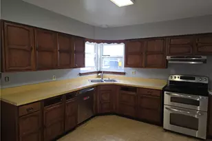 2404 Danube Ct, Kettering, OH 45420 - Photo 11