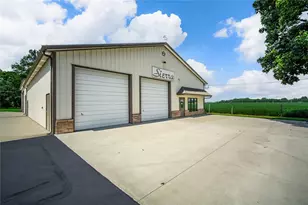 2080 Experiment Farm Rd, Troy, OH 45373 - Photo 15