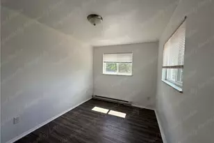 946 Burton Ave, Cincinnati, OH 45229 - Photo 13
