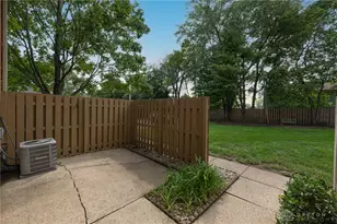 61 Winchester Pl, Centerville, OH 45458 - Photo 21