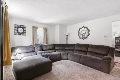 4933 Lindbergh Boulevard, West Carrollton, OH 45449 - Photo 3