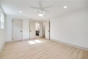 222 E Social Row Rd, Dayton, OH 45458 - Photo 13