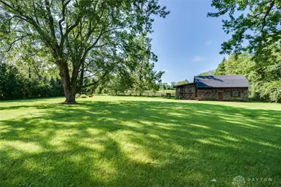 222 E Social Row Road, Dayton, OH 45458 - Photo 23