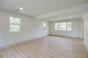 222 E Social Row Rd, Dayton, OH 45458 - Photo 5