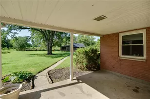 222 E Social Row Rd, Dayton, OH 45458 - Photo 21