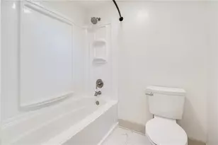 222 E Social Row Rd, Dayton, OH 45458 - Photo 17