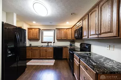 6300 Plateau Drive, Springfield, OH 45502 - Photo 7