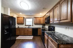 6300 Plateau Dr, Springfield, OH 45502 - Photo 7