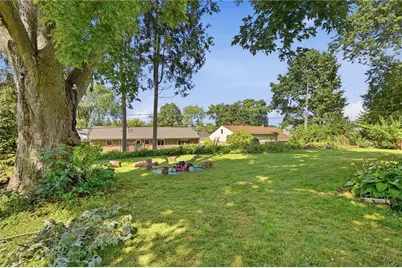 933 E David Road, Kettering, OH 45429 - Photo 39