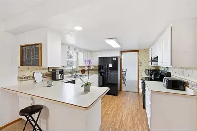 933 E David Road, Kettering, OH 45429 - Photo 9