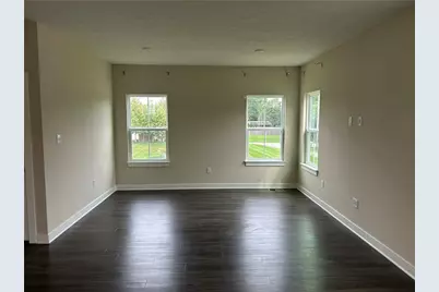 384 Warm Springs Drive, Fairborn, OH 45459 - Photo 5