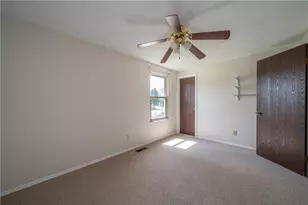5829 Waynegate Rd, Huber Heights, OH 45424 - Photo 13