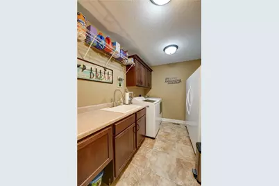 6414 Willow Lake Drive, Greenville, OH 45331 - Photo 33