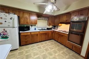 4992 Aquilla Dr, Dayton, OH 45415 - Photo 5