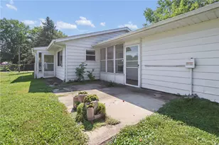 2430 W Choctaw Dr, London, OH 43140 - Photo 31