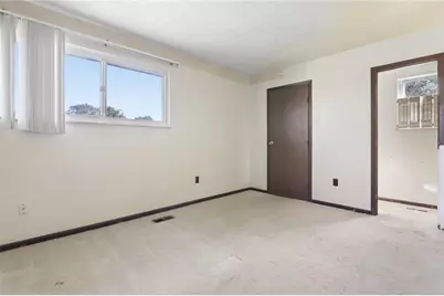 2430 W Choctaw Drive, London, OH 43140 - Photo 15