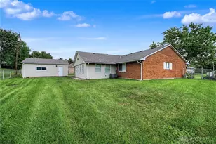 1021 Bethune Cir, Dayton, OH 45417 - Photo 51