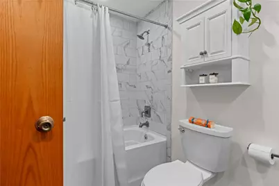 8695 Hide A Way Lane, Washington Twp, OH 45458 - Photo 33