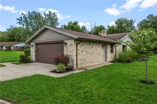 8695 Hide a Way Ln, Washington Twp, OH 45458 - Photo 9