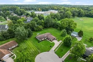 8695 Hide a Way Ln, Washington Twp, OH 45458 - Photo 45