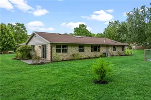 8695 Hide a Way Ln, Washington Twp, OH 45458 - Photo 7
