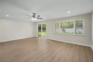 8215 Gibson Ave, Fairborn, OH 45324 - Photo 13
