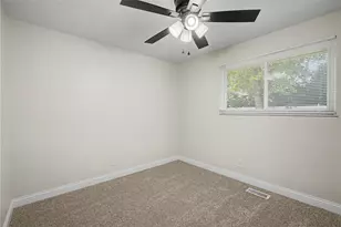 8215 Gibson Ave, Fairborn, OH 45324 - Photo 25