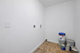 8215 Gibson Ave, Fairborn, OH 45324 - Photo 31