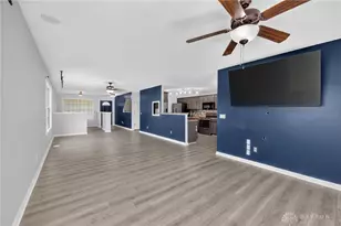 7903 Edgewater Dr, Middletown, OH 45042 - Photo 7