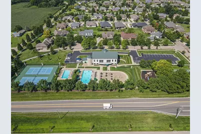 1233 Stallion Run, Beavercreek Twp, OH 45385 - Photo 5