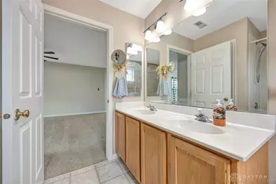 10057 Edgerton Drive, Miamisburg, OH 45342 - Photo 25