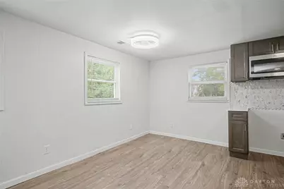 126 Holland Avenue, Dayton, OH 45417 - Photo 9