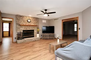 7947 Contreras Rd, Oxford, OH 45056 - Photo 9