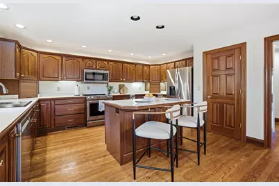 2535 S Creek Circle, Spring Valley Twp, OH 45370 - Photo 9
