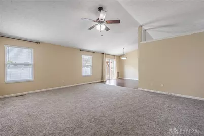 489 Preservation Street, Fairborn, OH 45324 - Photo 3