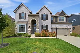 697 Dewmar Dr, Beavercreek, OH 45434 - Photo 1