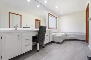 9500 Moorgate Ct, Washington Twp, OH 45458 - Photo 33