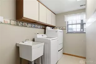 4043 Summerfield Dr, Beavercreek, OH 45432 - Photo 29