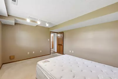 4043 Summerfield Drive, Beavercreek, OH 45432 - Photo 27
